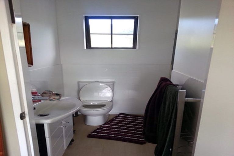 Photo of property in 36 Gaya Grove, Ngaio, Wellington, 6035