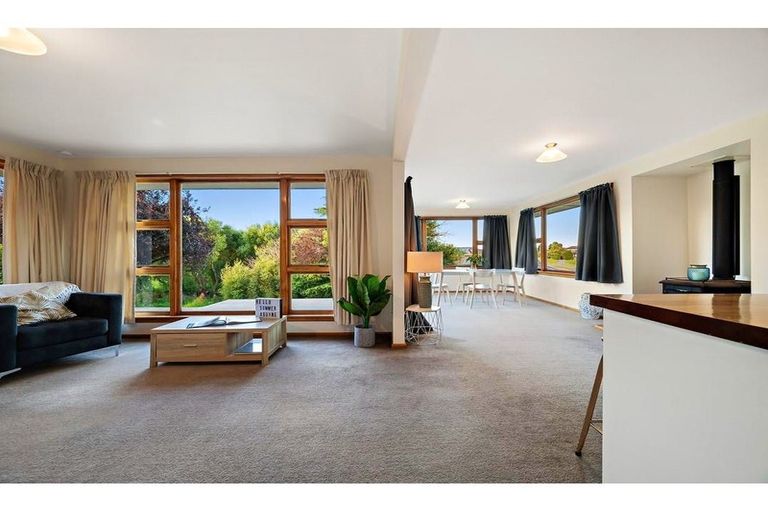 Photo of property in 302 Wigram Road, Wigram, Christchurch, 8025