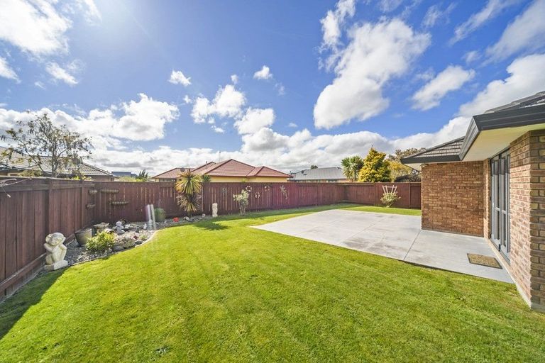Photo of property in 22 Cleveland Heights, Kelvin Grove, Palmerston North, 4414