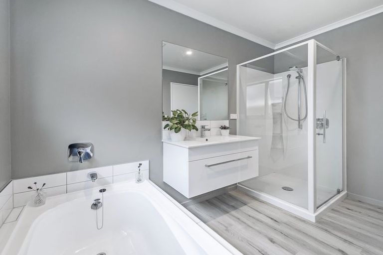 Photo of property in 15 Carrs Road, Wigram, Christchurch, 8025