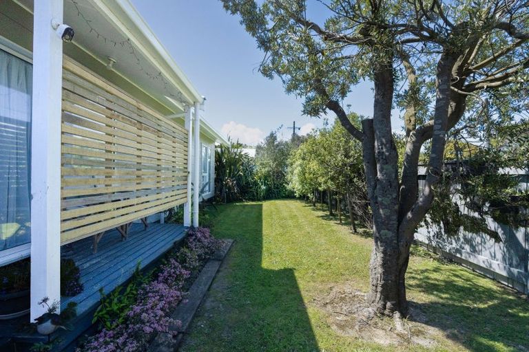 Photo of property in 78a Atkinson Avenue, Otaki Beach, Otaki, 5512