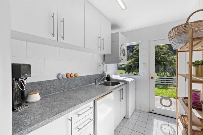 Photo of property in 117 Sumnervale Drive, Sumner, Christchurch, 8081