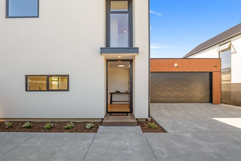 Photo of property in 10 Saint James Place, Rangiora, 7400