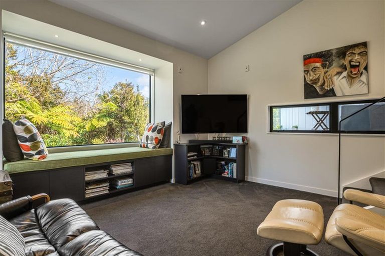 Photo of property in 2a Peter Terrace, Castor Bay, Auckland, 0620
