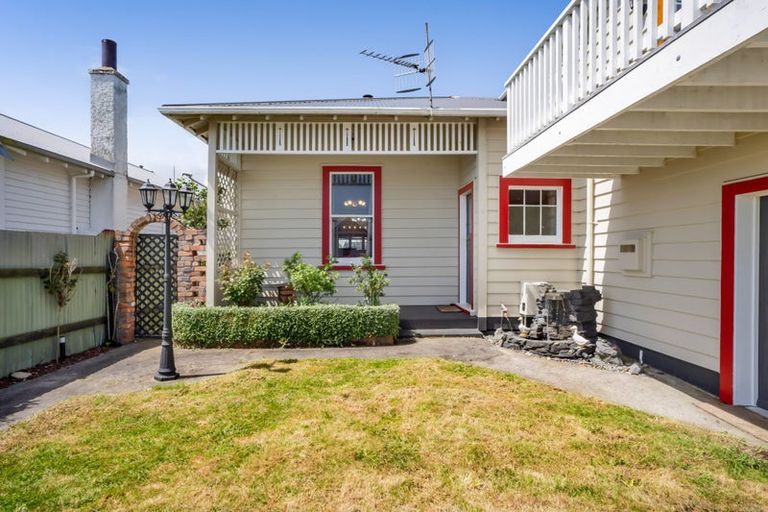 Photo of property in 54 Disraeli Street, Hawera, 4610