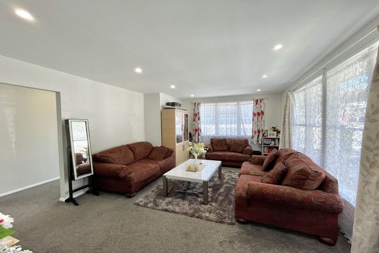 Photo of property in 192 Sievers Grove, Cannons Creek, Porirua, 5024