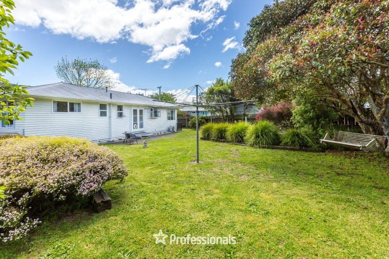 Photo of property in 25 Totara Park Road, Clouston Park, Upper Hutt, 5018