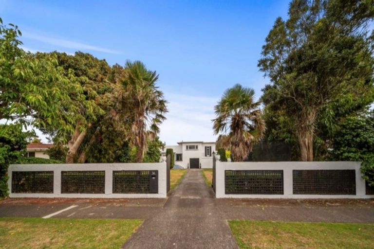 Photo of property in 14 Dives Avenue, Hawera, 4610