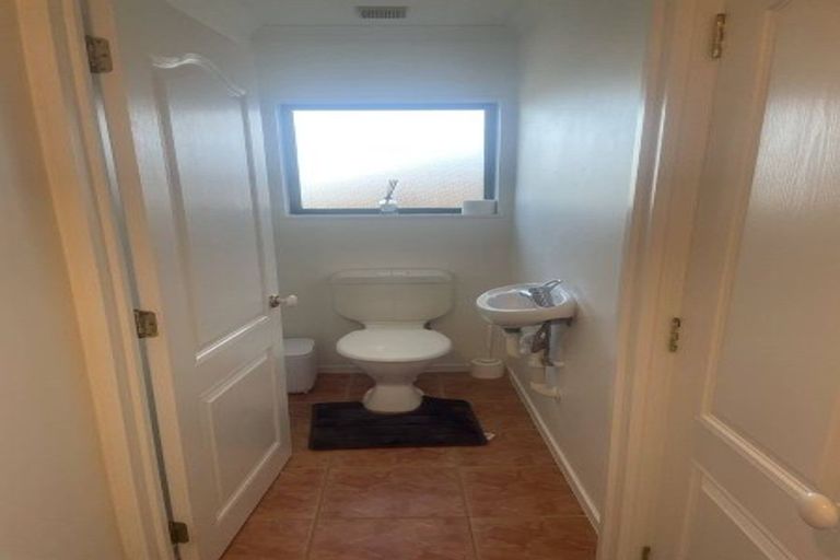 Photo of property in 19 Limerick Place, Dannemora, Auckland, 2016