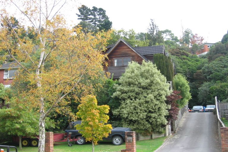 Photo of property in 16 Jocelyn Crescent, Pinehaven, Upper Hutt, 5019
