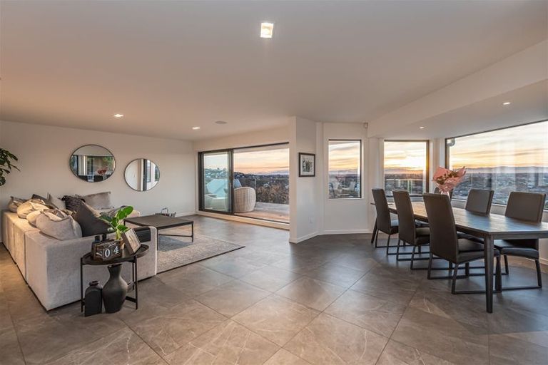 Photo of property in 15 Woodlau Rise, Huntsbury, Christchurch, 8022