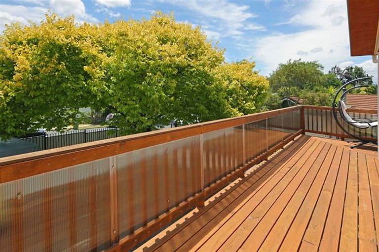 Photo of property in 1/56 Woodglen Road, Glen Eden, Auckland, 0602