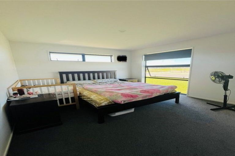 Photo of property in 4 Eileen Way, Rolleston, 7615