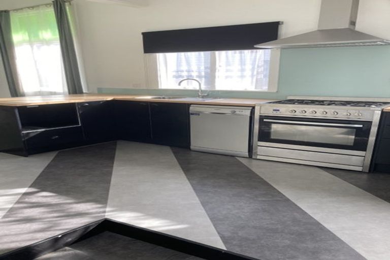 Photo of property in 6 Hurworth Place, College Estate, Whanganui, 4500