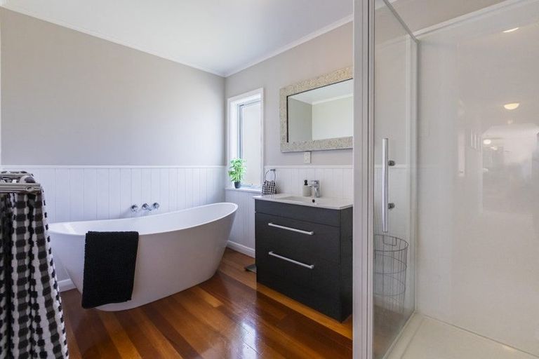 Photo of property in 36 Wharerangi Road, Tamatea, Napier, 4112