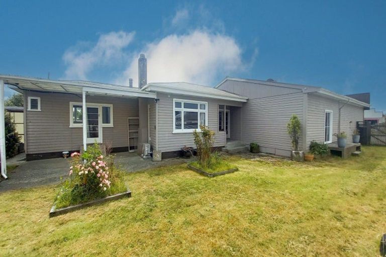 Photo of property in 85 Half Mile Road, Tuatapere, 9620