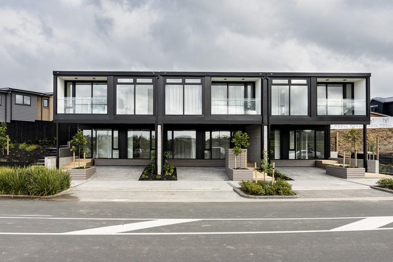 Photo of property in 25 Nugget Avenue, Hobsonville, Auckland, 0616