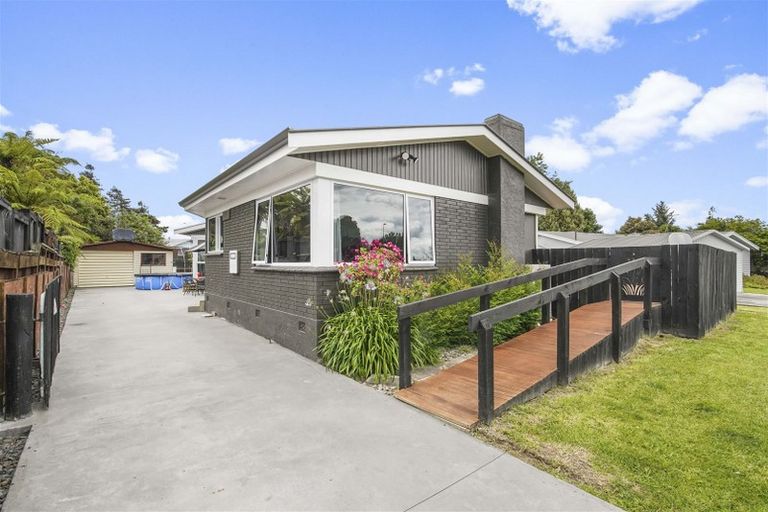 Photo of property in 27 Rossiter Place, Chartwell, Hamilton, 3210