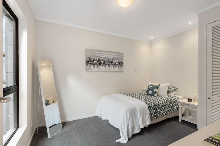 Photo of property in 26 Aberdeen Road, Campbells Bay, Auckland, 0620