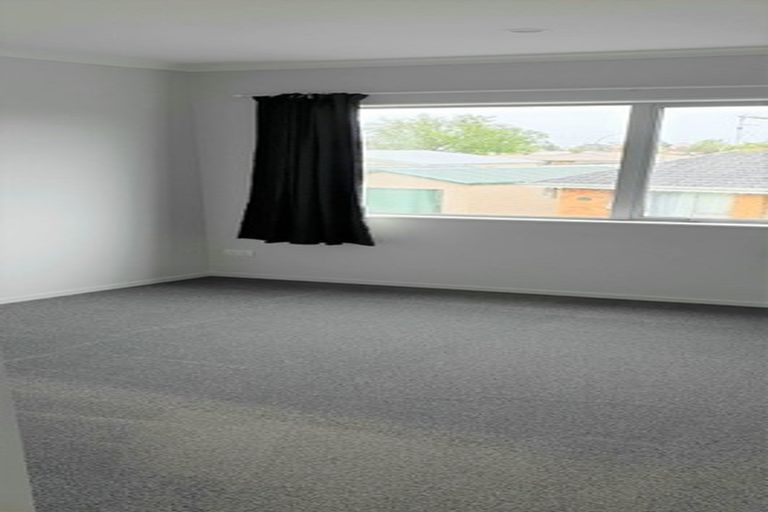 Photo of property in 2/11 Crosher Place, Silverdale, Hamilton, 3216