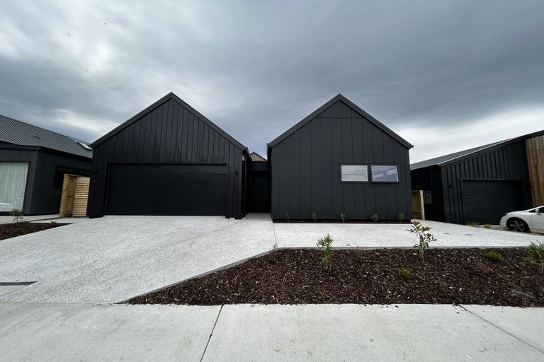 Photo of property in 9 Rushland Road, Jacks Point, 9371