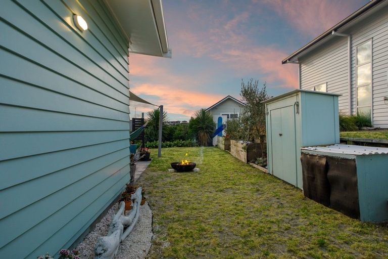 Photo of property in 32a Ohuirehe Road, Coastlands, Whakatane, 3120