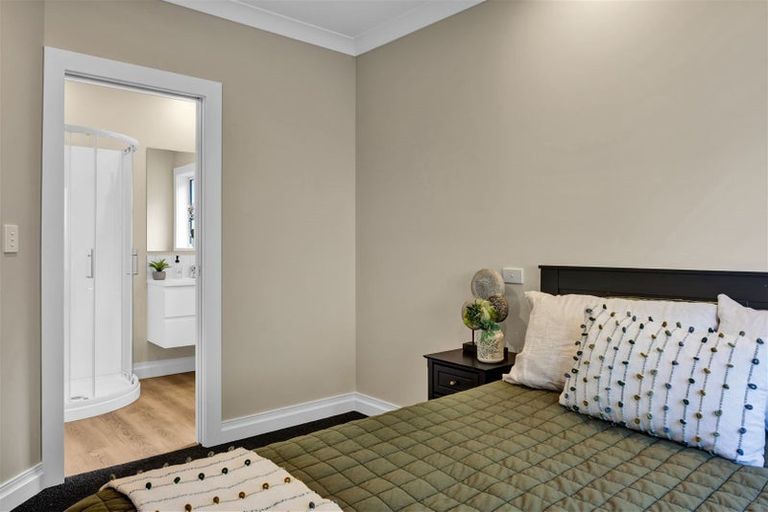 Photo of property in 23b Heta Road, Highlands Park, New Plymouth, 4312