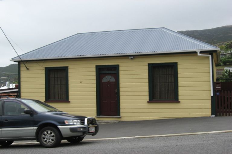 Photo of property in 57 Oxford Street, Lyttelton, 8082
