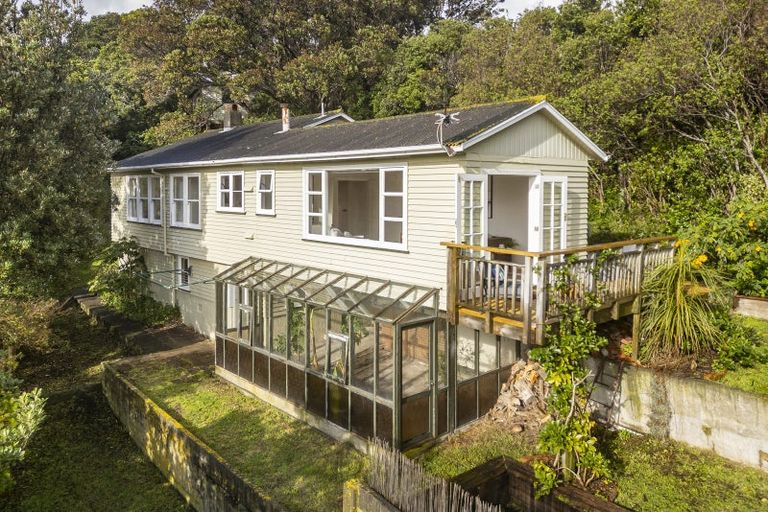 Photo of property in 26 Sidlaw Street, Strathmore Park, Wellington, 6022