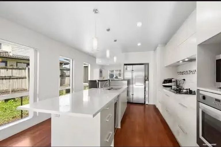 Photo of property in 6 Listack Drive, Flat Bush, Auckland, 2019