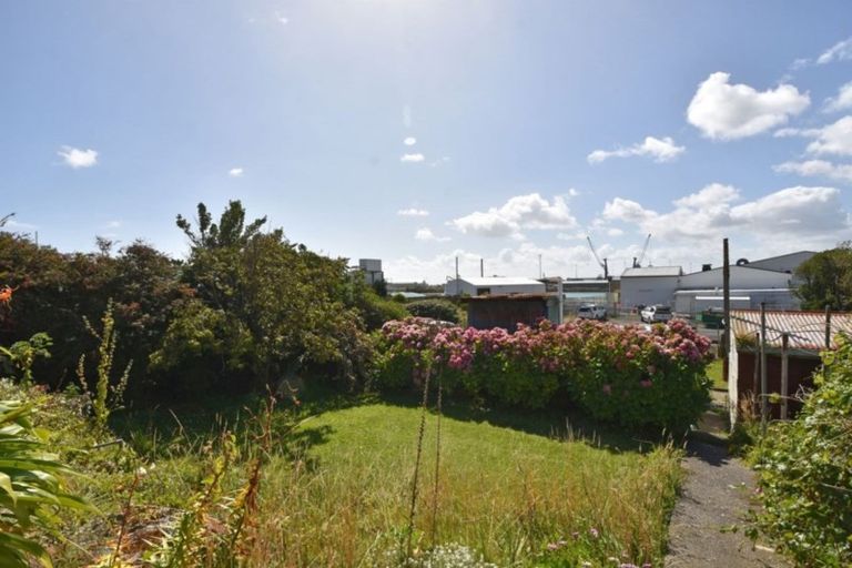 Photo of property in 27 Blackwater Street, Bluff, 9814