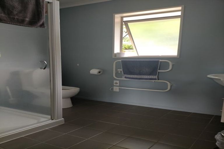 Photo of property in 4 Zuppicich Lane, Woodend, 7610