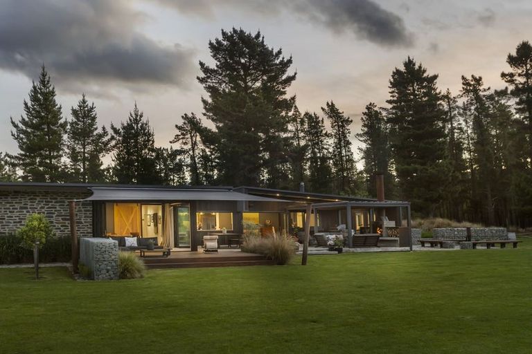 Photo of property in 137 Bannockburn Road, Cromwell, 9384