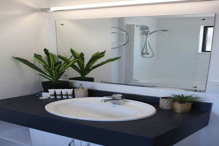 Photo of property in 54 Riverside Road, Frankton, Queenstown, 9300