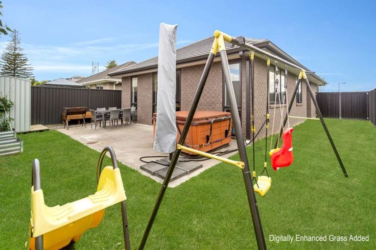 Photo of property in 84 Sentinel Avenue, Omokoroa, 3114