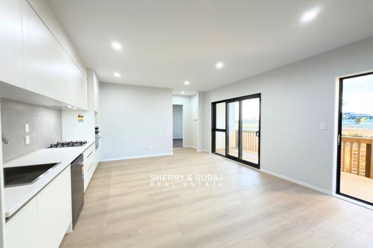 Photo of property in 24 Kiritau Road, Karaka, 2578