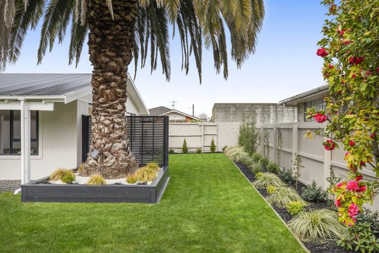 Photo of property in 18a Colligan Street, Upper Riccarton, Christchurch, 8041