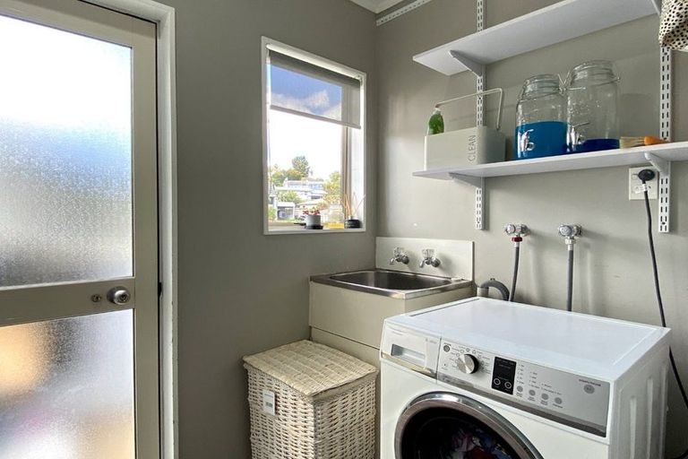 Photo of property in 39 Jonathon Street, Brookfield, Tauranga, 3110