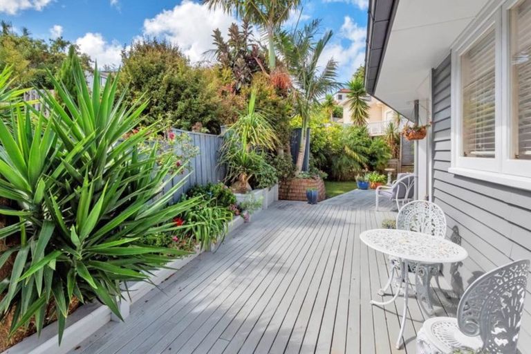Photo of property in 1/89 Monarch Avenue, Hillcrest, Auckland, 0627