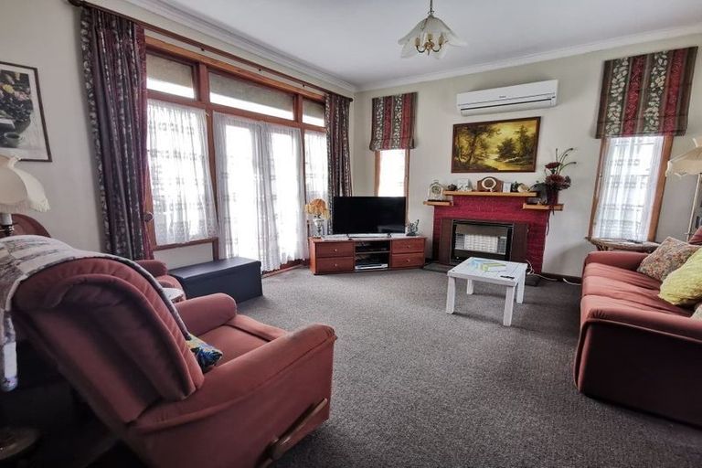 Photo of property in 25 Rewa Street, Takaro, Palmerston North, 4412