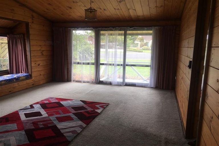 Photo of property in 9 Keats Place, Whalers Gate, New Plymouth, 4310