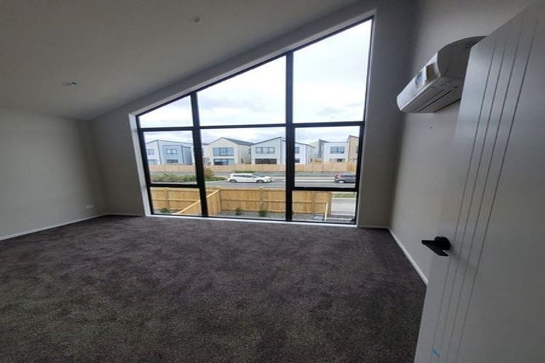 Photo of property in 116 Kerepi Street, Westgate, Auckland, 0814