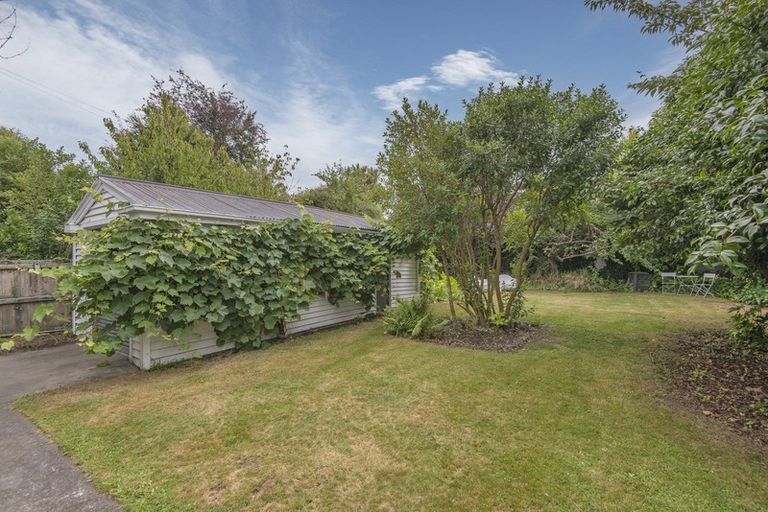 Photo of property in 65 Leinster Road, Merivale, Christchurch, 8014