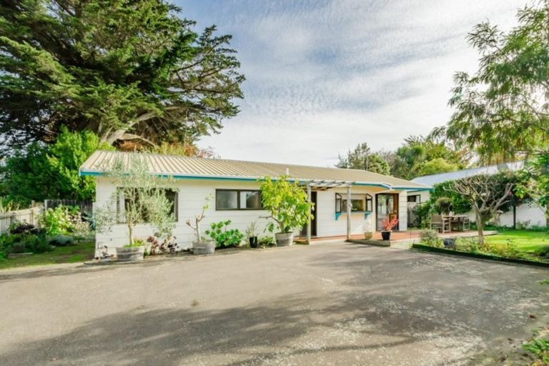 Photo of property in 42a Sunshine Avenue, Paraparaumu, 5032