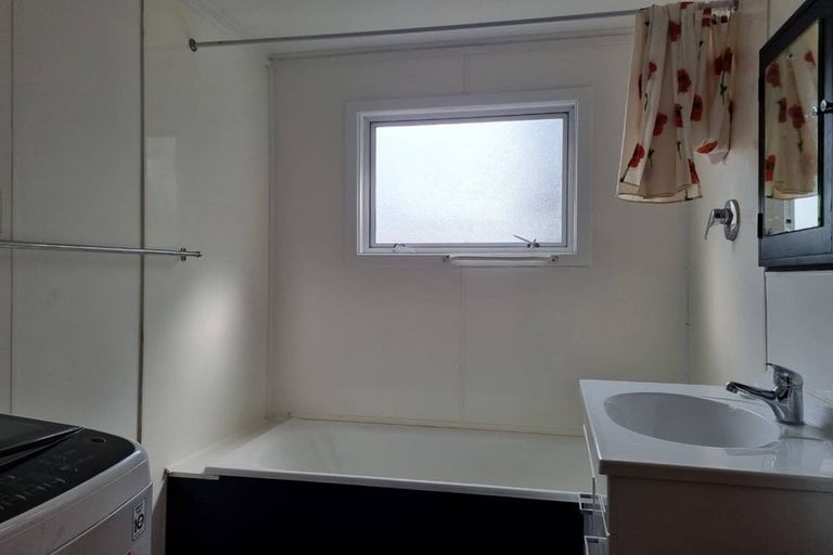 Photo of property in 5/184 Powderham Street, New Plymouth, 4310