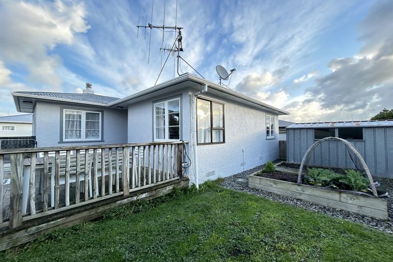 Photo of property in 102 Derby Street, Feilding, 4702