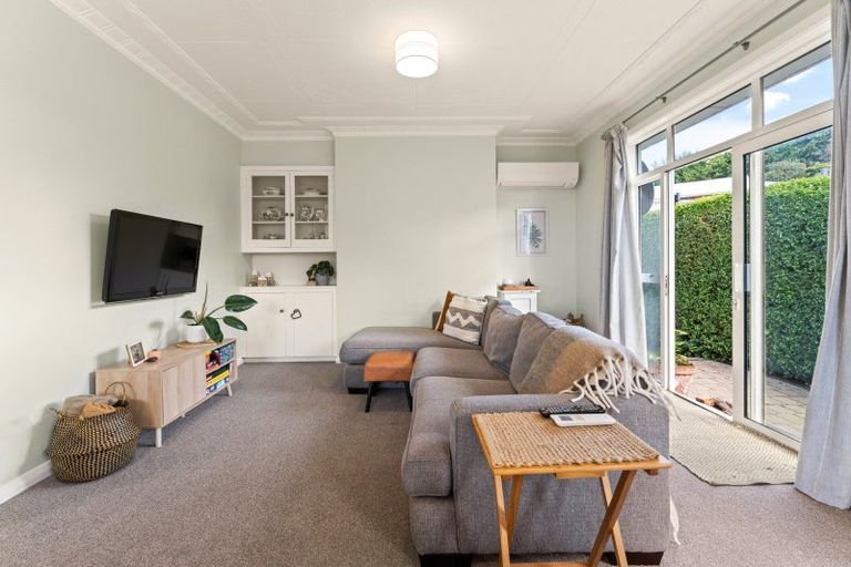 Photo of property in 127 Mornington Road, Kenmure, Dunedin, 9011