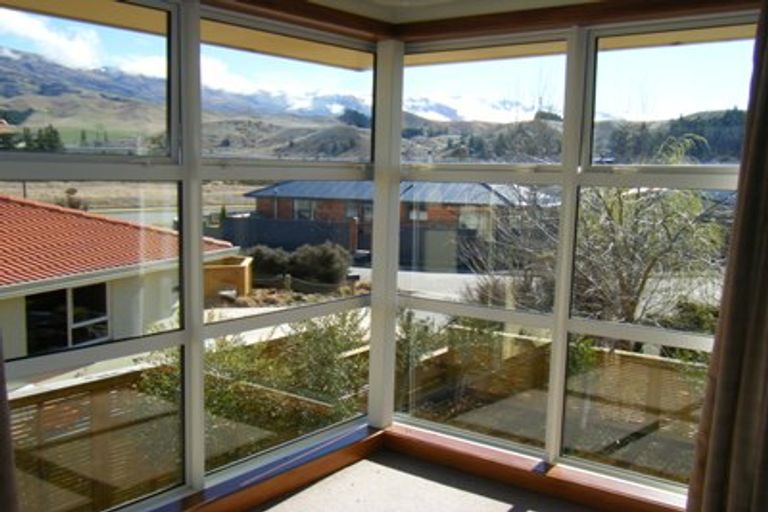 Photo of property in 3 Farrier Court, Cromwell, 9310