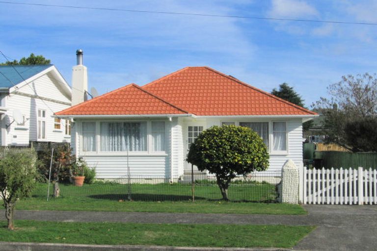 Photo of property in 4 Charles Street, Belmont, Lower Hutt, 5010