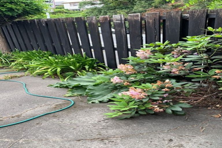 Photo of property in 1/27 Thorrington Road, Cashmere, Christchurch, 8022